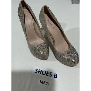 Womans Fabulicious Gold Rhinestone Sparkly Platform Heel Pumps Size 11